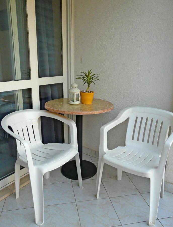 Apartments By The Sea Drvenik Donja Vala, Makarska - 6756 Екстер'єр фото
